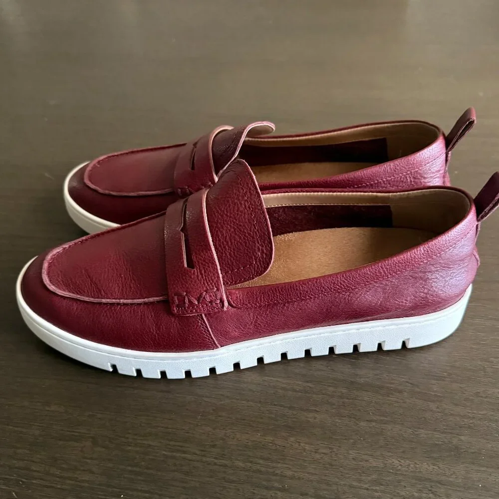 NIB Vionic Uptown Penny Loafer Syrah Sz. 11 - Picture 2 of 7